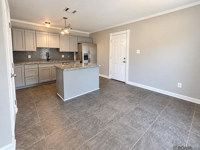 23885 Partridge Ln, Denham Springs, LA 70726