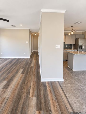 23885 Partridge Ln, Denham Springs, LA 70726