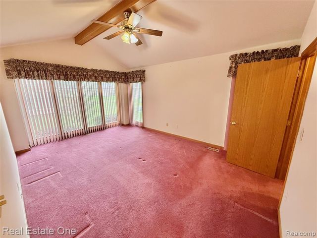 42827 Matthew Drive, Sterling Heights, MI 48313