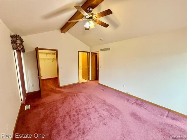 42827 Matthew Drive, Sterling Heights, MI 48313