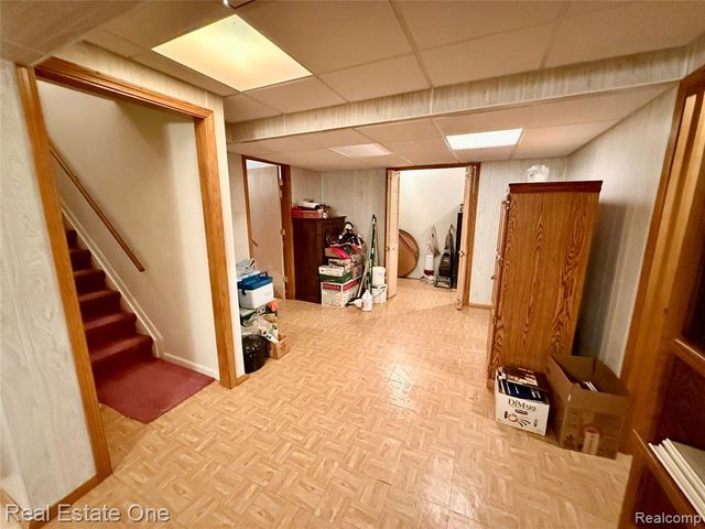 42827 Matthew Drive, Sterling Heights, MI 48313