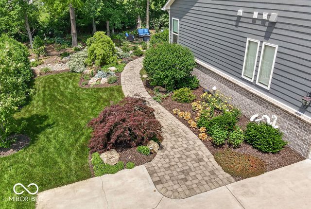 1098 Windsor Estates Court, Westfield, IN 46074