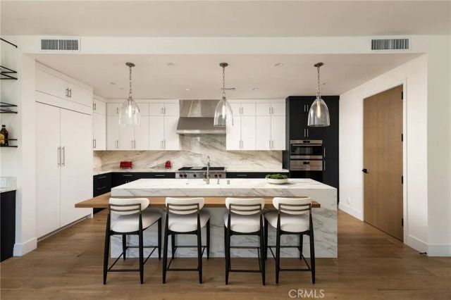 4291 Uptown Newport Dr 3, Newport Beach, CA 92660