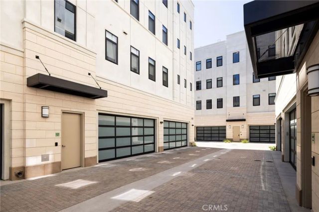 4291 Uptown Newport Dr 3, Newport Beach, CA 92660