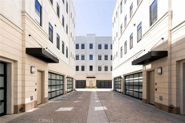 4291 Uptown Newport Dr 3, Newport Beach, CA 92660