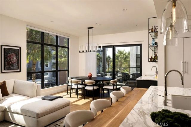 4291 Uptown Newport Dr 3, Newport Beach, CA 92660