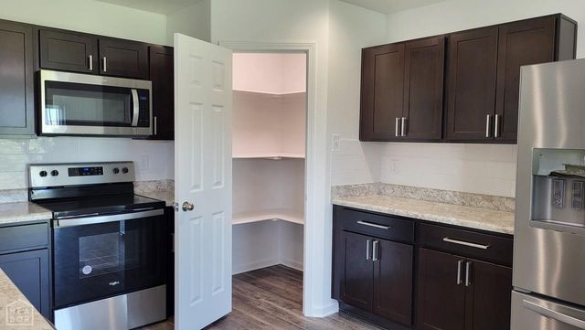 4909 Prospector Drive, Jonesboro, AR 72405