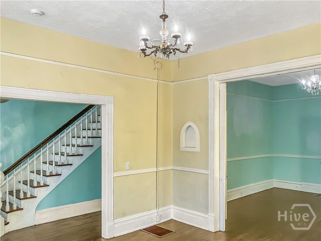 206 W 39th Street, Savannah, GA 31401