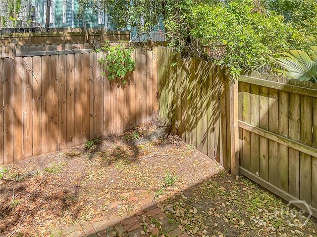 206 W 39th Street, Savannah, GA 31401