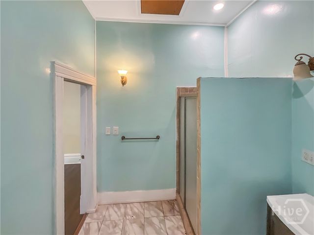 206 W 39th Street, Savannah, GA 31401