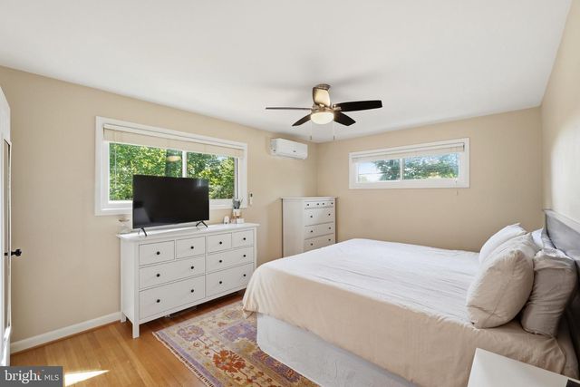 3413 SLADE CT, Falls Church, VA 22042