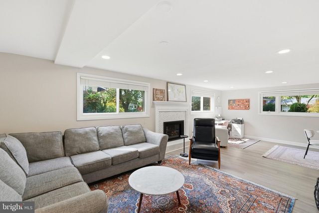 3413 SLADE CT, Falls Church, VA 22042