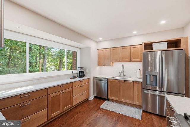 3413 SLADE CT, Falls Church, VA 22042