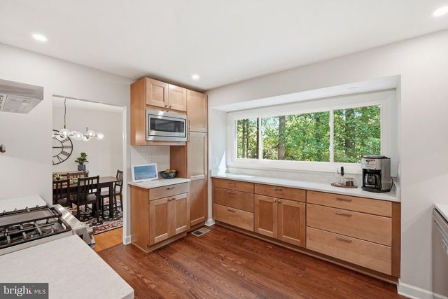 3413 SLADE CT, Falls Church, VA 22042