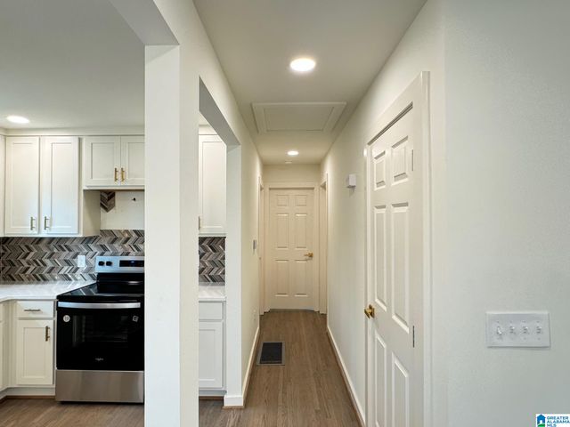 1448 MATT LEONARD DRIVE SW, Birmingham, AL 35211