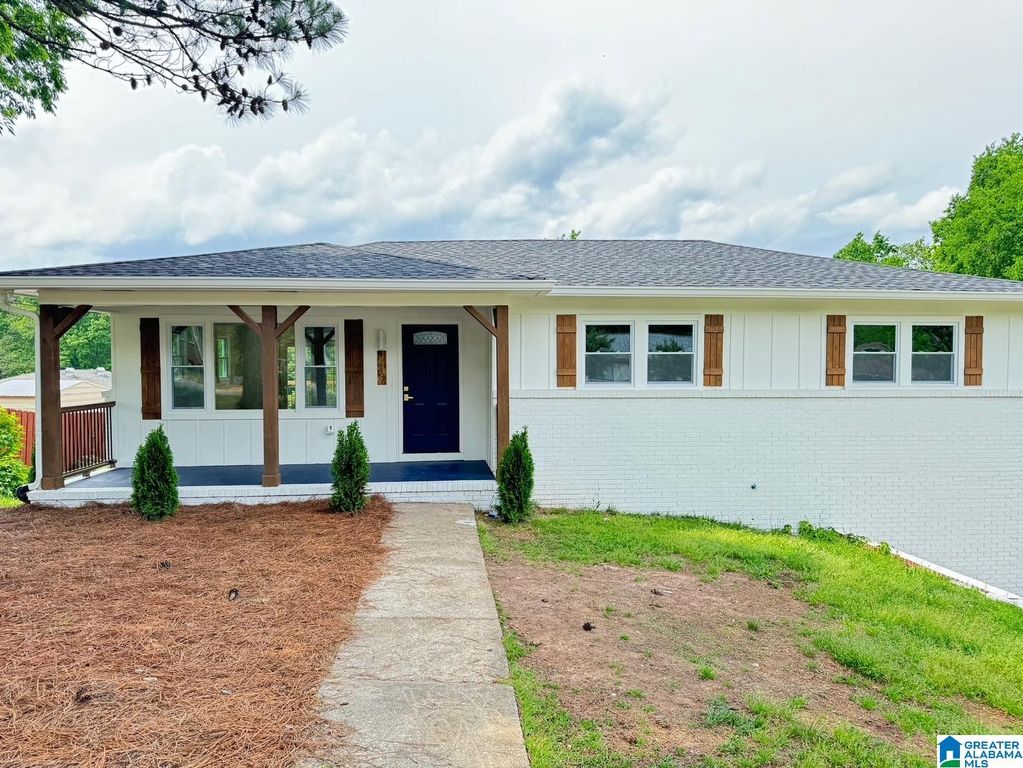 1448 MATT LEONARD DRIVE SW, Birmingham, AL 35211