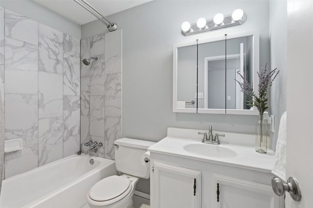 4805 Wheeler Drive, The Colony, TX 75056