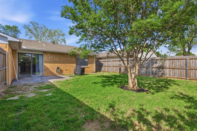 4805 Wheeler Drive, The Colony, TX 75056