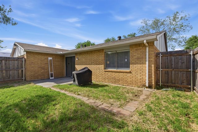 4805 Wheeler Drive, The Colony, TX 75056