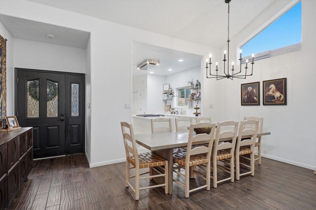 9438 Bent Road NE, Albuquerque, NM 87109