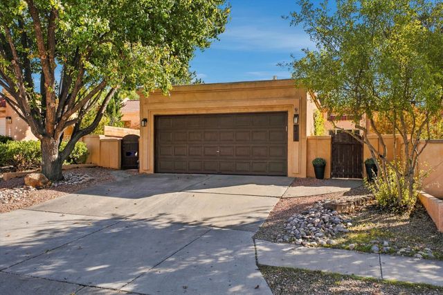 9438 Bent Road NE, Albuquerque, NM 87109
