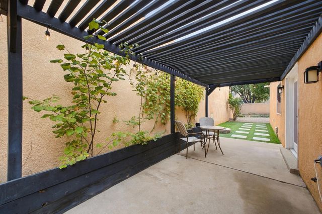 9438 Bent Road NE, Albuquerque, NM 87109