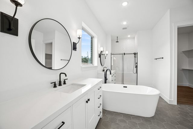 5679 Taylor Trail, Arlington, TX 76017