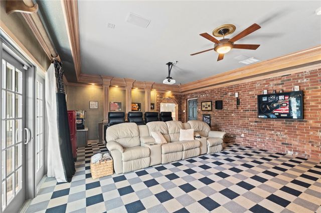 1100 Ranch Drive, Springdale, AR 72762