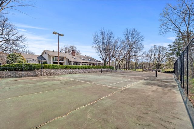 1100 Ranch Drive, Springdale, AR 72762