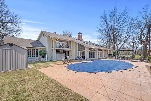 1100 Ranch Drive, Springdale, AR 72762