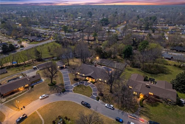 1100 Ranch Drive, Springdale, AR 72762
