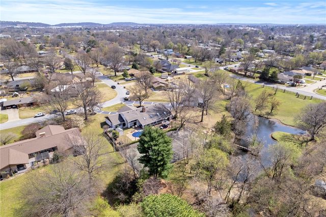 1100 Ranch Drive, Springdale, AR 72762