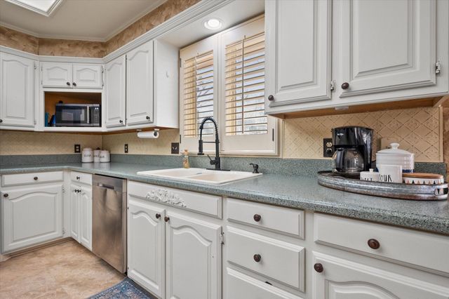 2429 N 1st Street, Tahoka, TX 79373