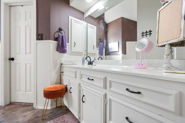 2429 N 1st Street, Tahoka, TX 79373