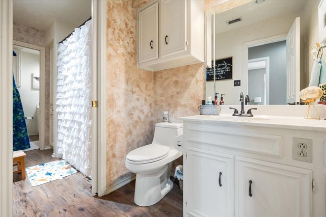 2429 N 1st Street, Tahoka, TX 79373