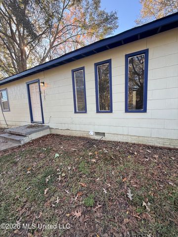 1727 Dixie Drive, Jackson, MS 39209