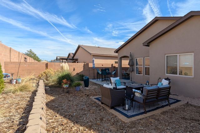 9601 Sun Dancer Drive NW, Albuquerque, NM 87114