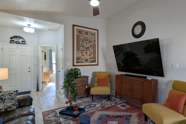 9601 Sun Dancer Drive NW, Albuquerque, NM 87114