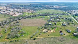 222 Fm 696, Elgin, TX 78621