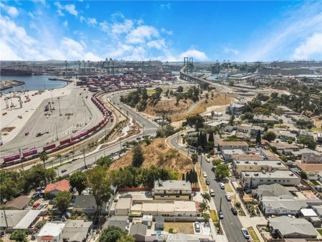 564 W Macarthur, San Pedro, CA 90731
