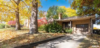 207 W MAYWOOD Avenue, Peoria, IL 61604