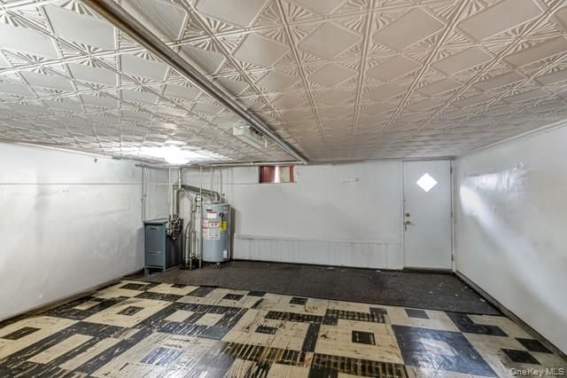 73-25 Cook Avenue, Middle Village, NY 11379