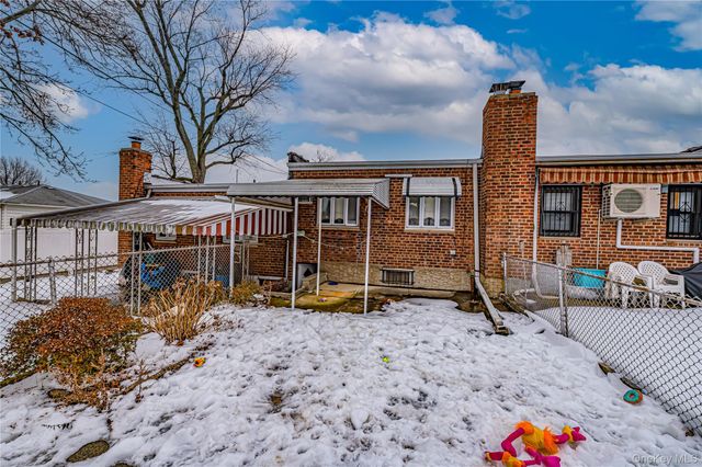 73-25 Cook Avenue, Middle Village, NY 11379