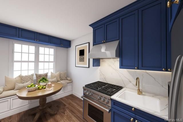 73-25 Cook Avenue, Middle Village, NY 11379