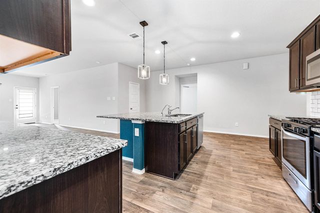 8402 Philox Park Court, Rosharon, TX 77583