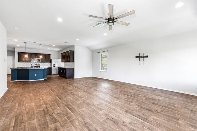 8402 Philox Park Court, Rosharon, TX 77583