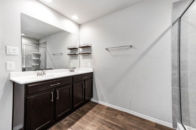 8402 Philox Park Court, Rosharon, TX 77583