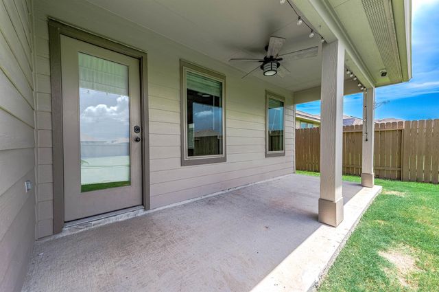 8402 Philox Park Court, Rosharon, TX 77583