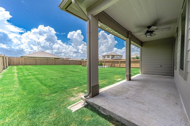 8402 Philox Park Court, Rosharon, TX 77583
