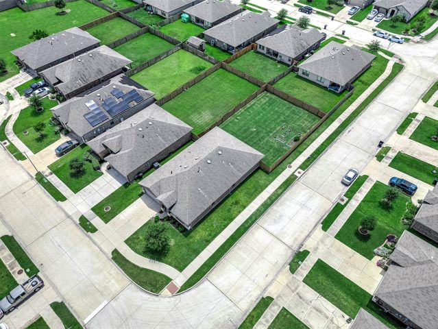 8402 Philox Park Court, Rosharon, TX 77583